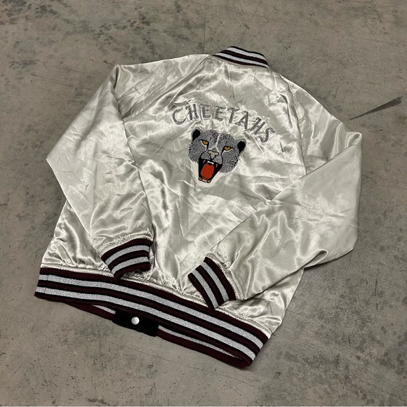 Levi’s Reversible Black Silver Cheetahs Bomber Jacket Medium - Picture 7 of 9